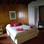 Salto Do Lobo - Montain With Private River Homestay *
