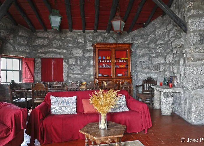 Salto Do Lobo - Montain With Private River Penhas da Saúde